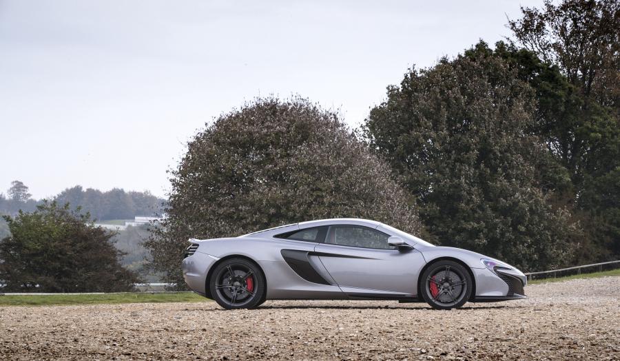  McLaren 650S 2014 года  (UK) (фото 5 из 20)